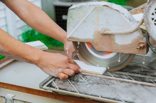 Spécialiste du façonnage de la pierre en Loire-Atlantique: expertise et précision